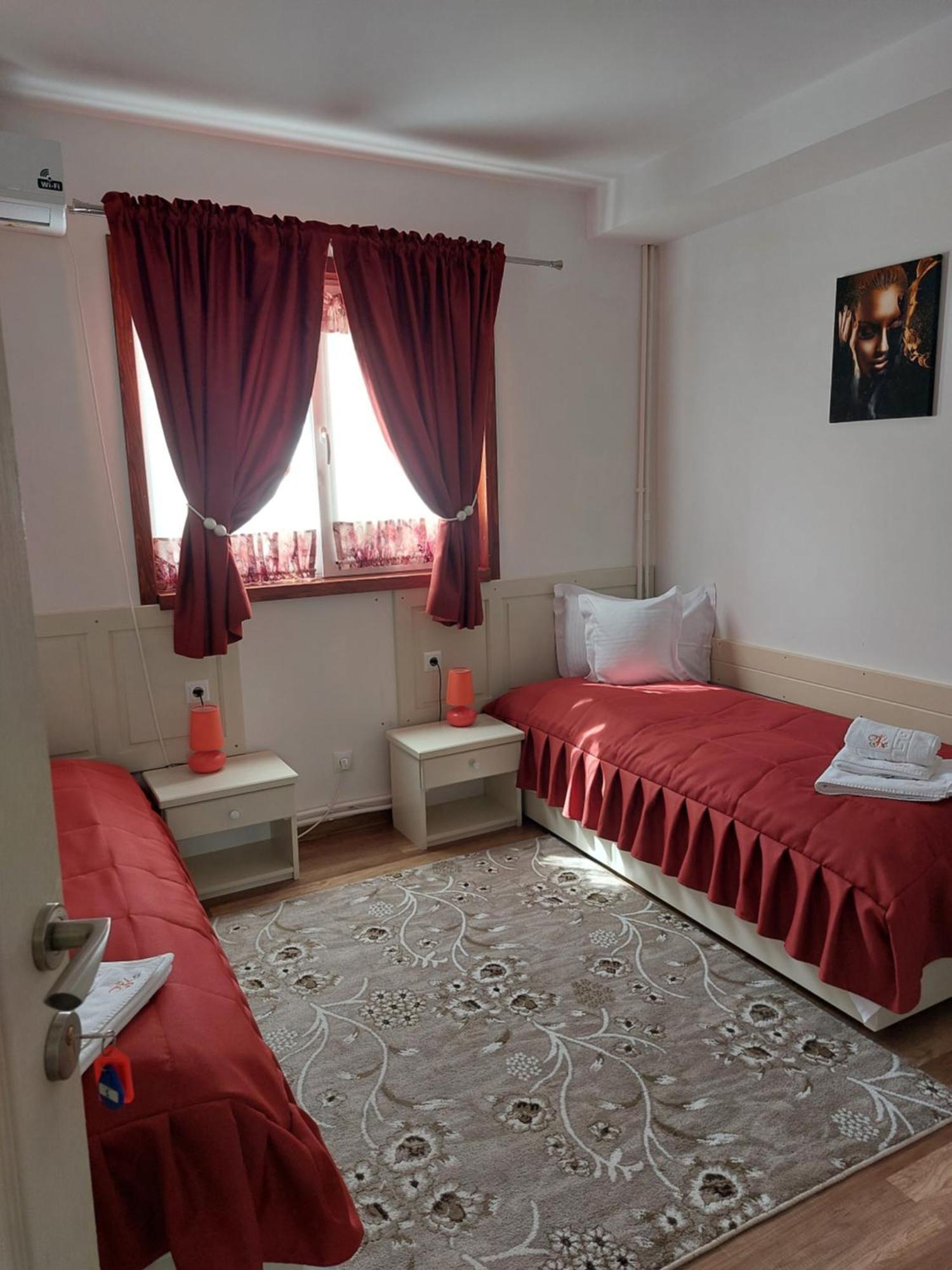 Vila Onix Săcueni Exteriör bild